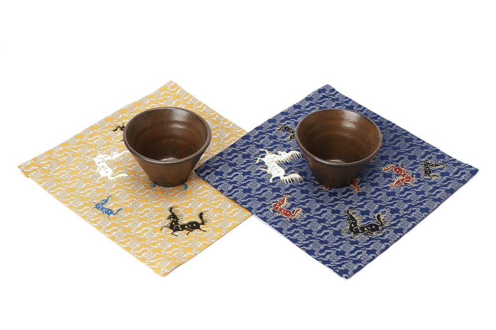 korean pottery.jpg