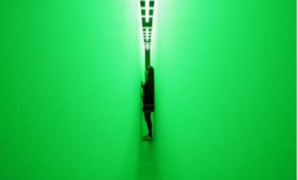 7Bruce Nauman, Green Light Corridor, 1971.png
