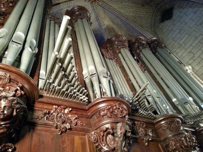 [크기변환]Notre-dame-organ (1).jpg