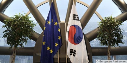 eu-south-korea-flag.jpg