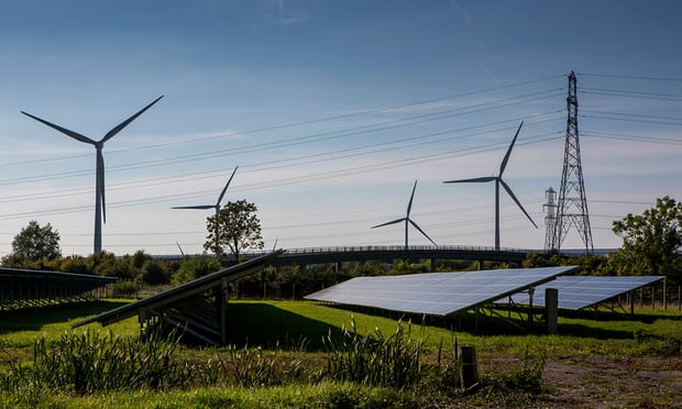 영국3-풍력과 태양발전소 에너지 생산 높아 가디언지.jpg